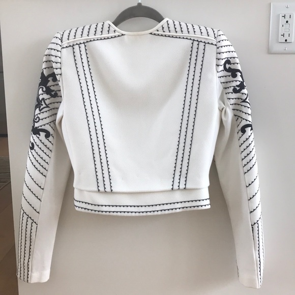 BCBG MAX AZRIA Cropped Zippered Blazer - XS - Picture 2 of 4